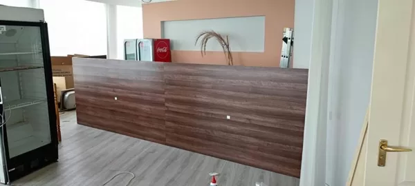 KÁVÉPULT A TV TORONYBA